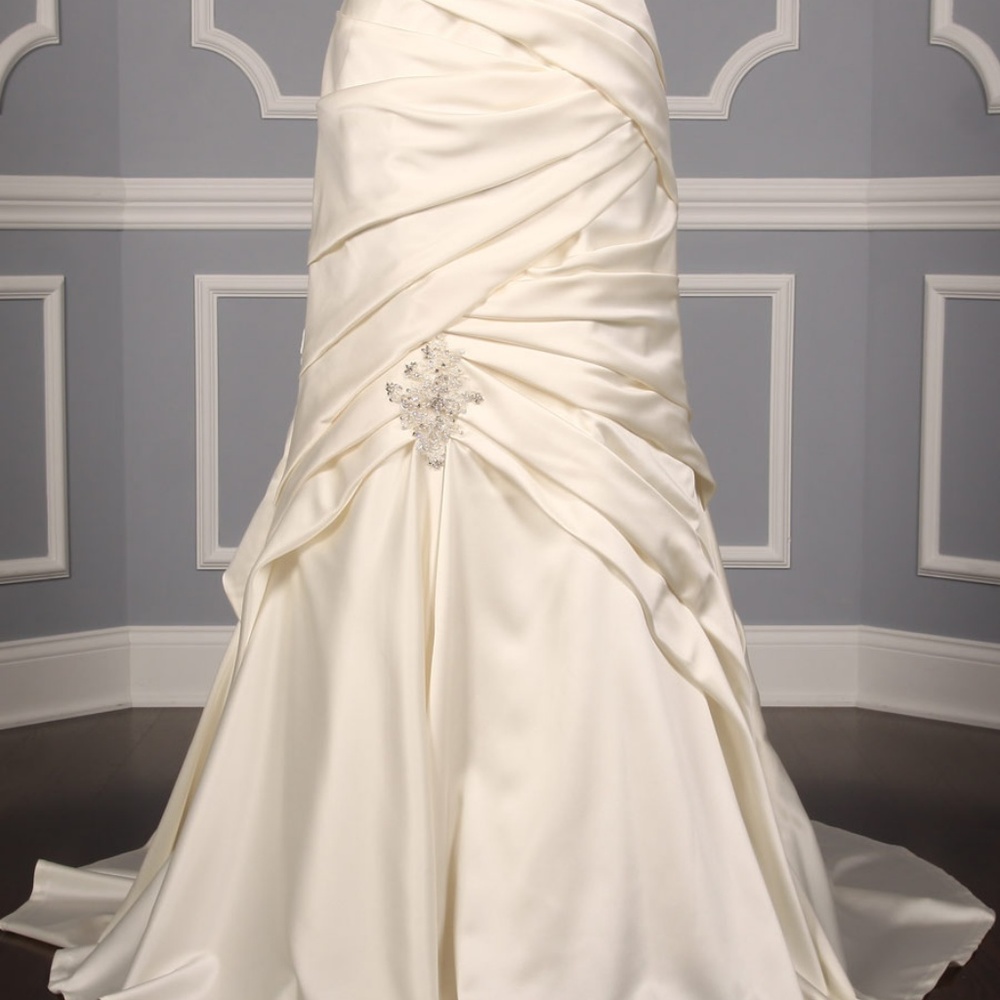BRIDAL - Picture 3 of 5